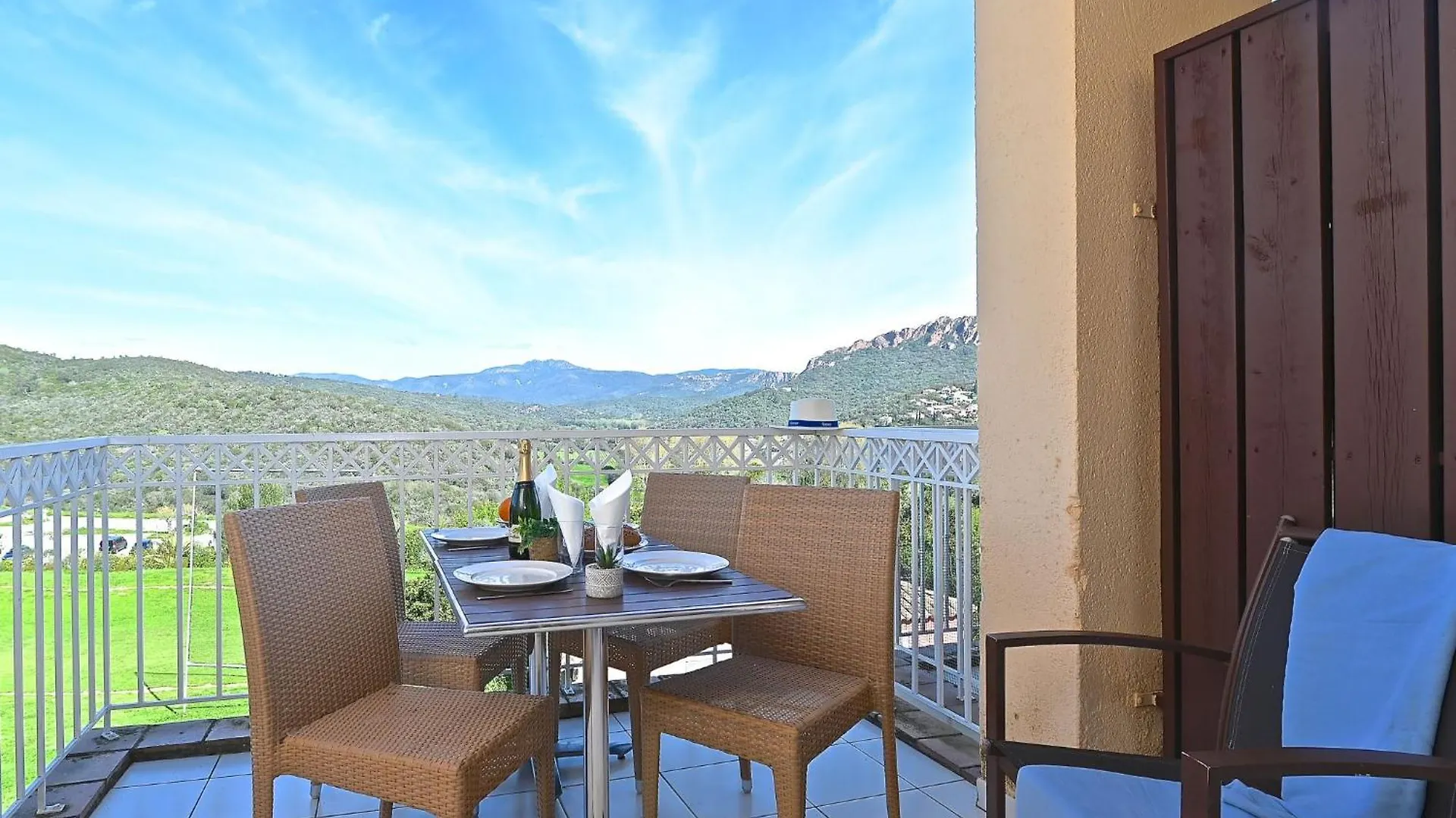 Apartment Village Cap Esterel - Le Village-14 By Interhome Saint-Raphaël