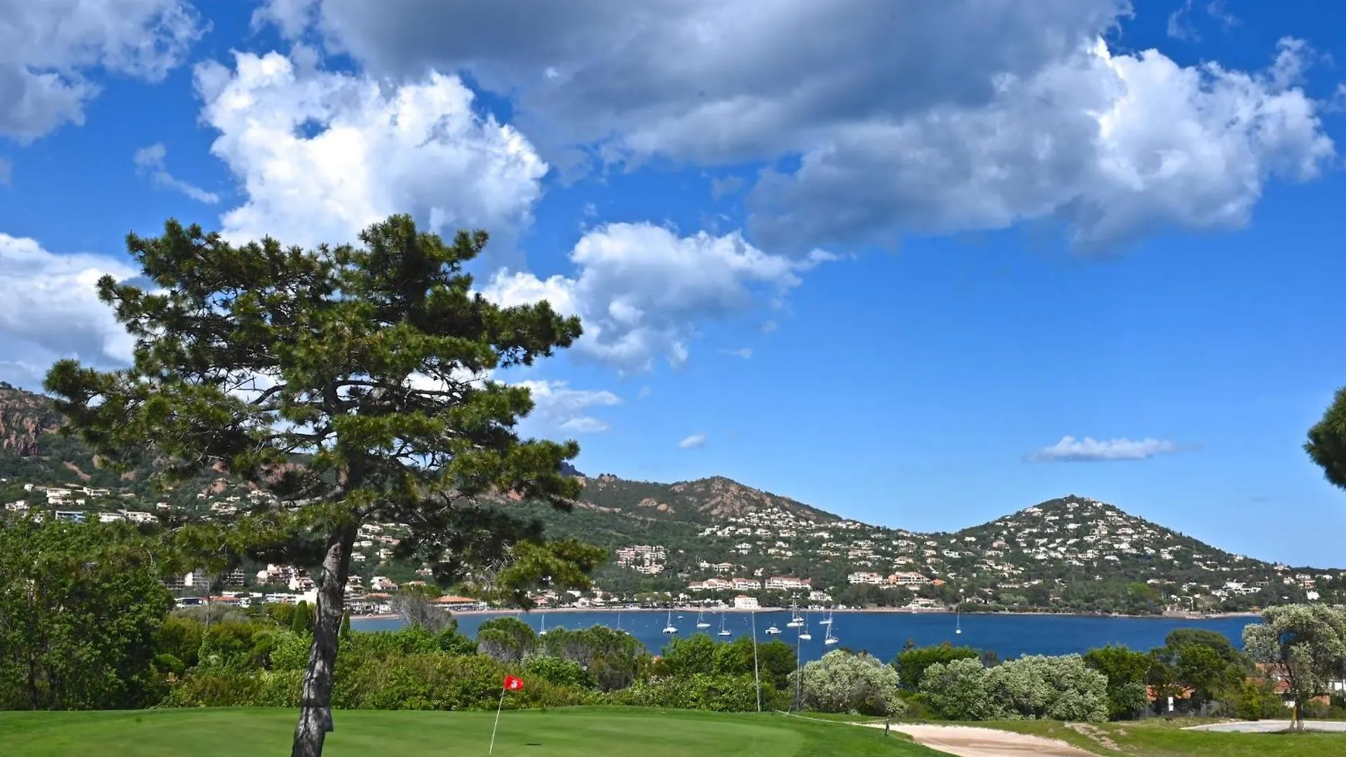 Apartment Village Cap Esterel - Le Village-14 By Interhome Saint-Raphaël 0*,  França