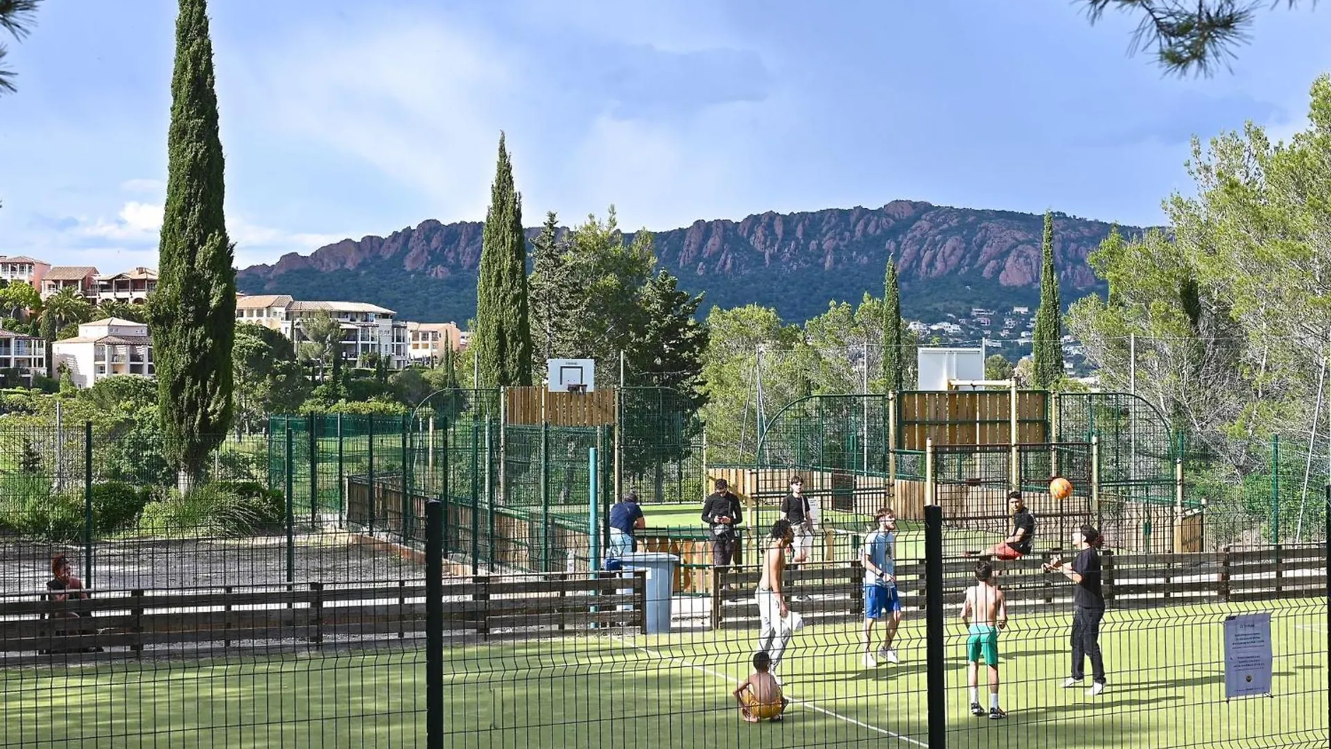 Apartment Village Cap Esterel - Le Village-14 By Interhome Saint-Raphaël