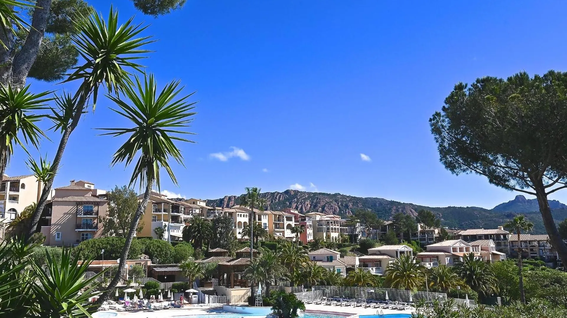 Apartment Village Cap Esterel - Le Village-14 By Interhome Saint-Raphaël França