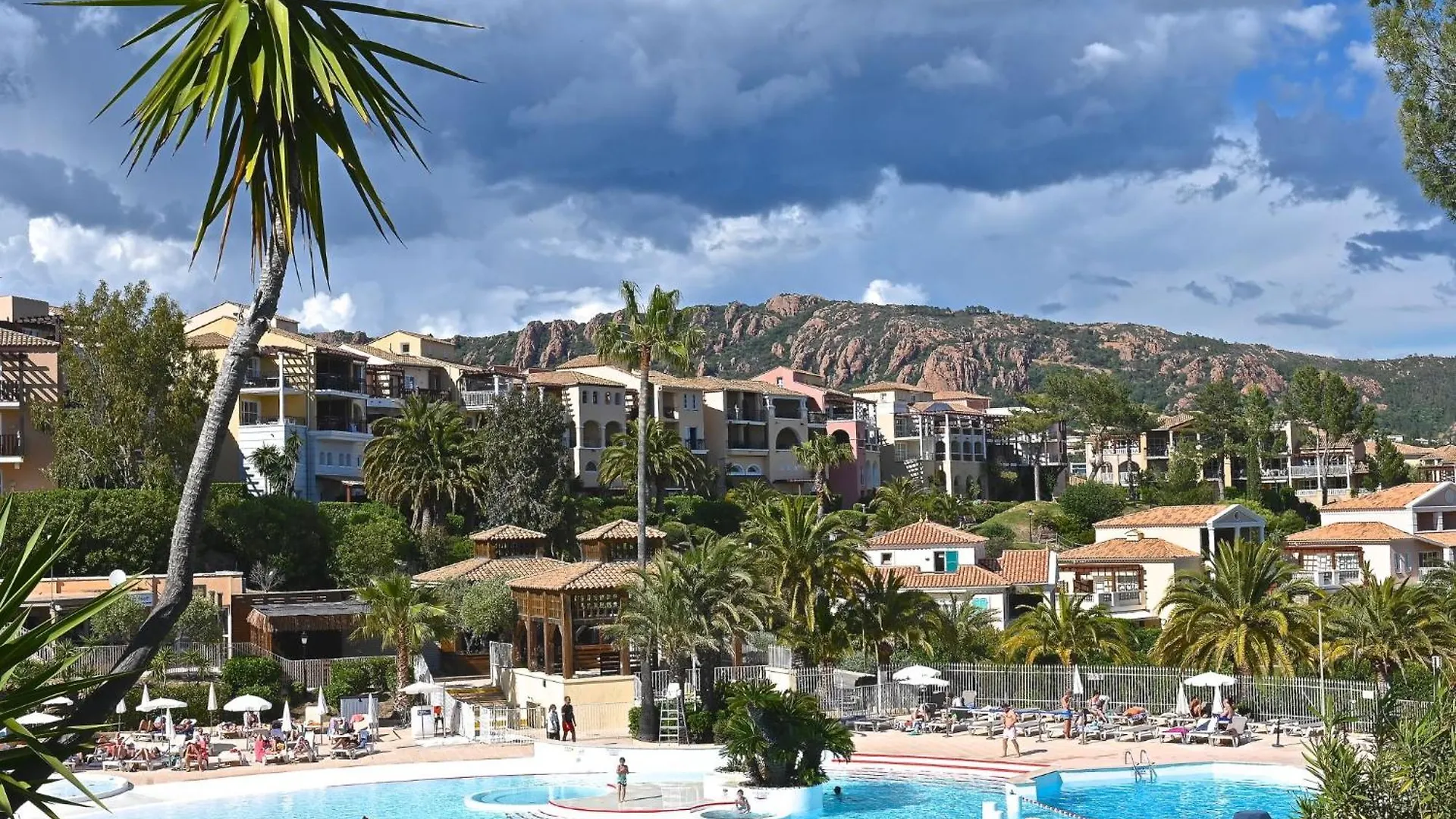 Apartment Village Cap Esterel - Le Village-14 By Interhome Saint-Raphaël